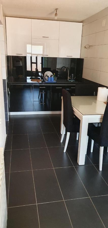 Apartment Savanovic Banja Luka Buitenkant foto