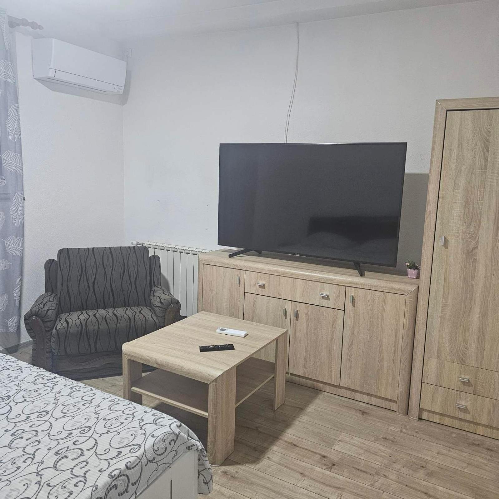 Apartment Savanovic Banja Luka Buitenkant foto